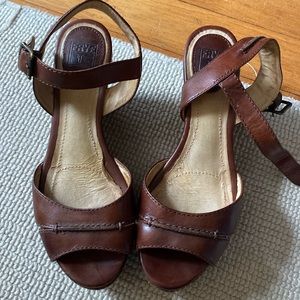 Frye retro leather platform sandals